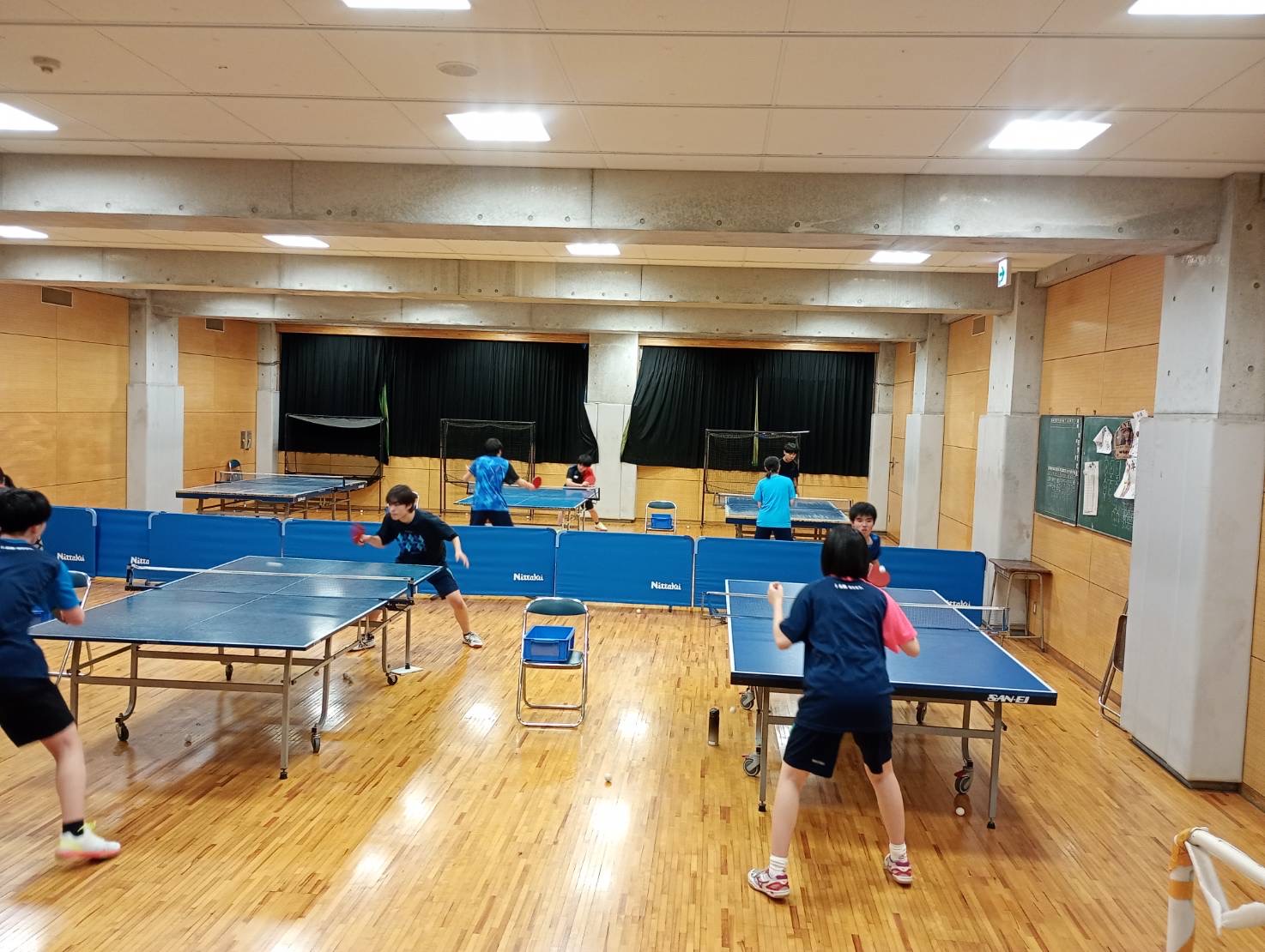 卓球部
